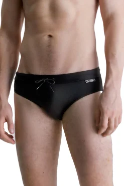 Brief