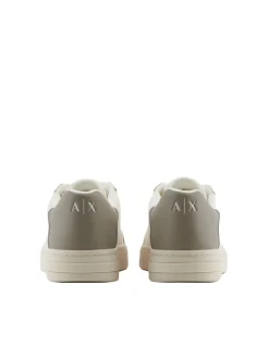 English Sneaker