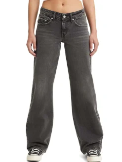 Jeans bassi ampi