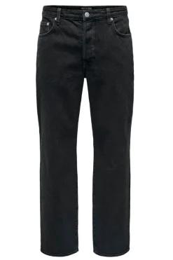 LOOSE FIT JEANS