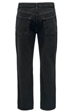 LOOSE FIT JEANS