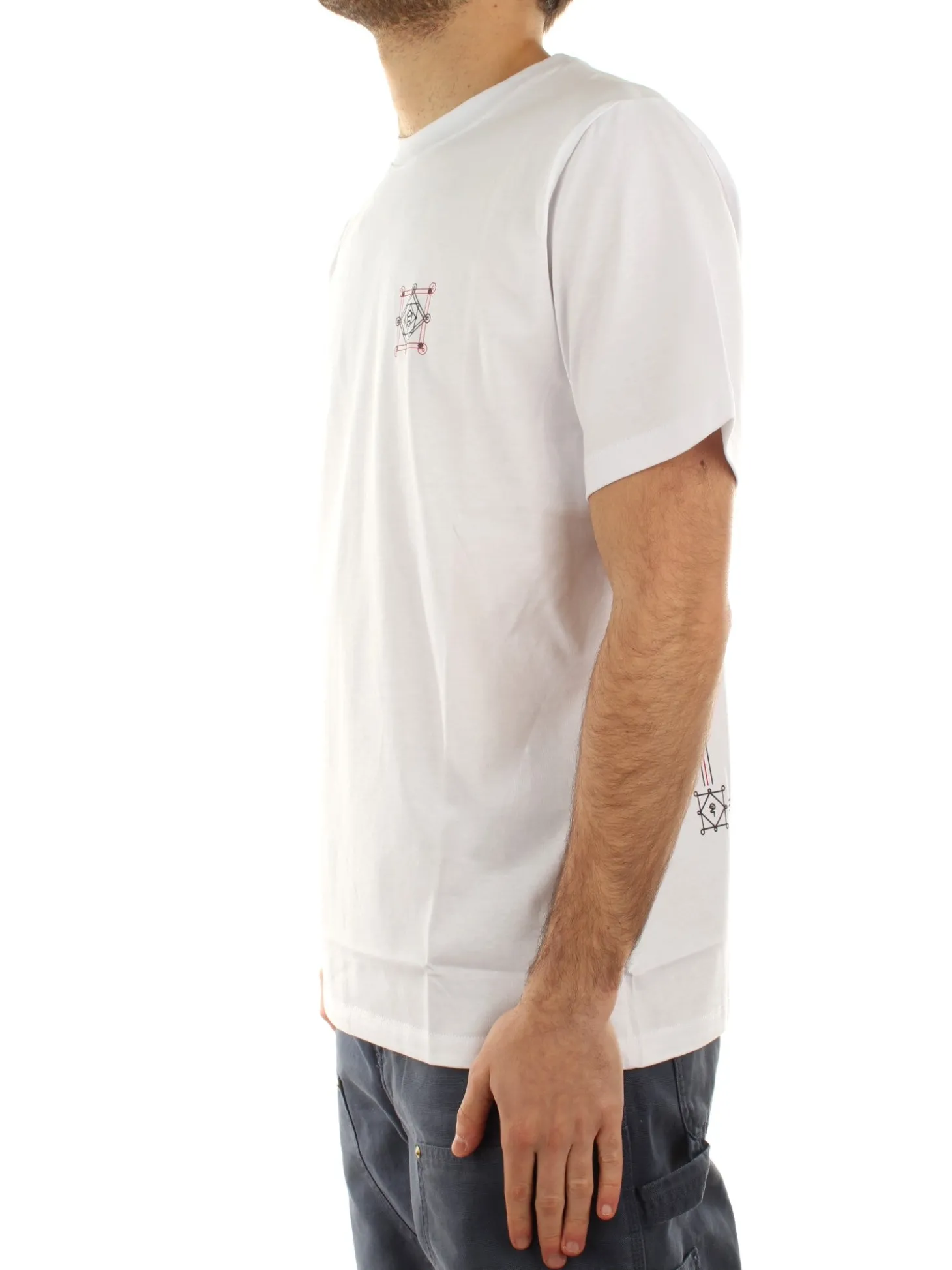 Makara Tee