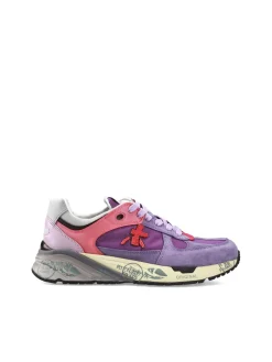 Mased Sneakers