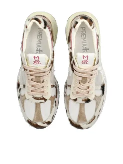 Mased Sneakers