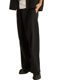 Oliver Denim Pleated Pant