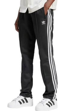 Track pants Montreal